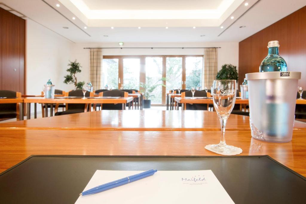 Maifeld Sport- Und Tagungshotel Werl Esterno foto
