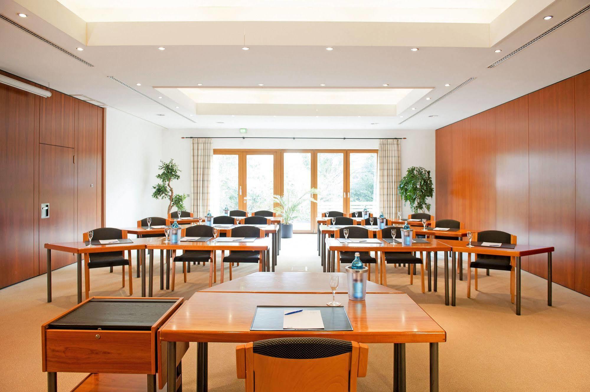 Maifeld Sport- Und Tagungshotel Werl Esterno foto