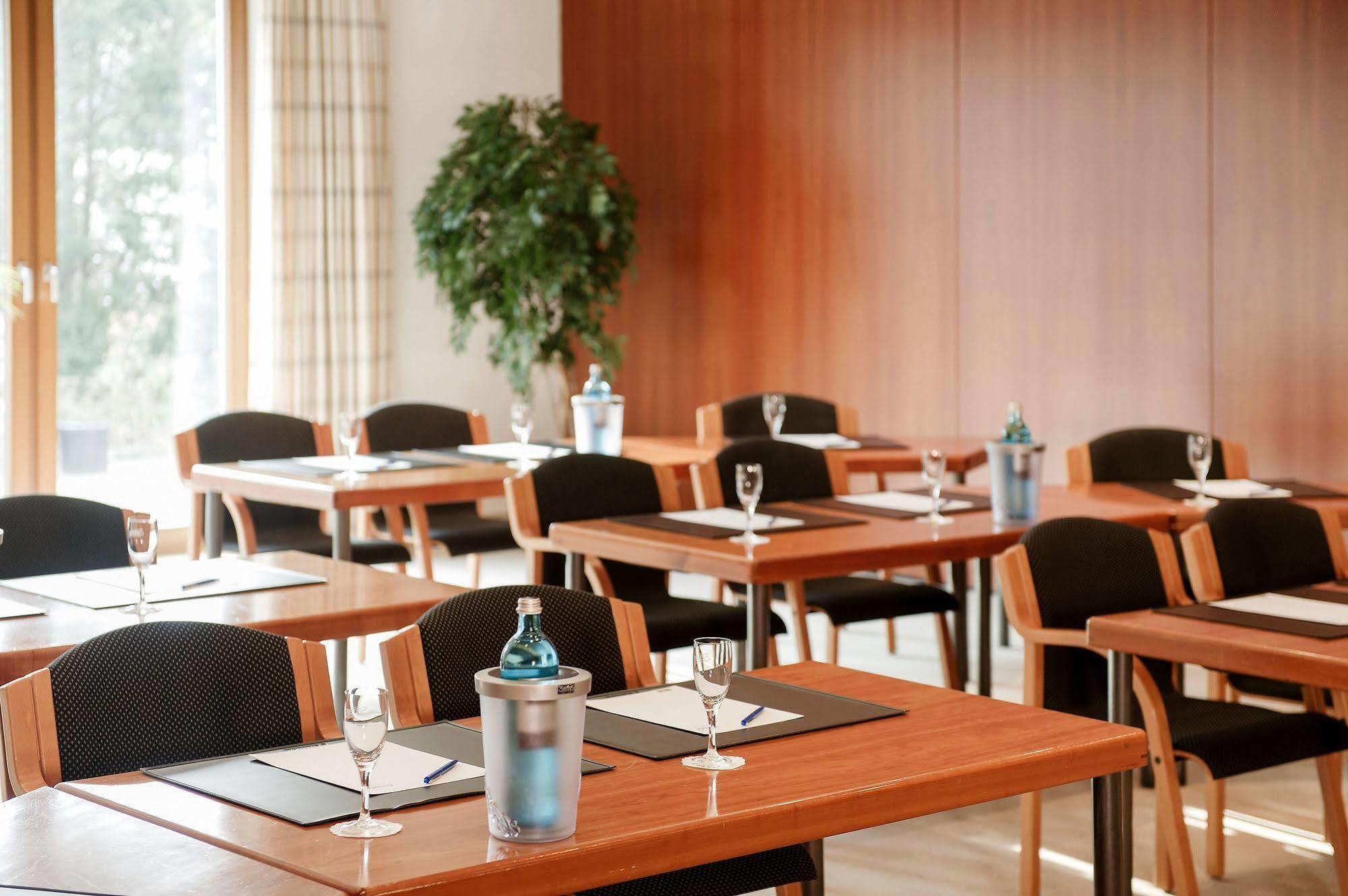 Maifeld Sport- Und Tagungshotel Werl Esterno foto